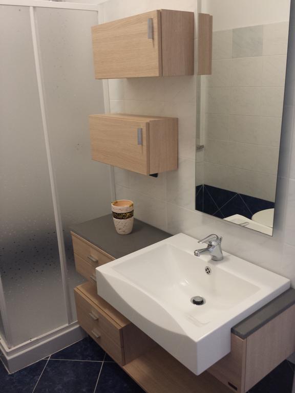 ザンブローネ La Rosa Dei Venti Bed & Breakfast エクステリア 写真